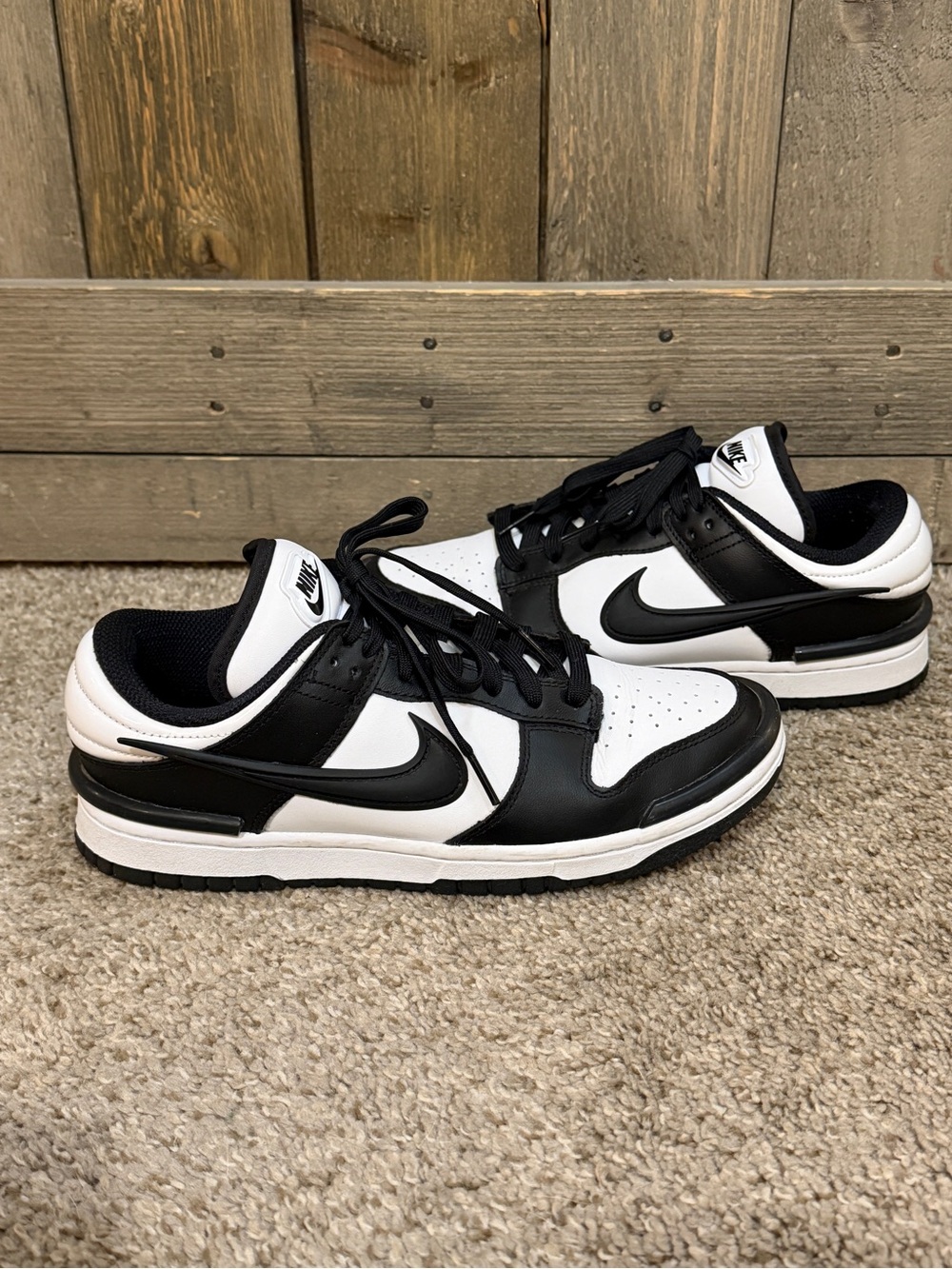 Nike Dunk Low Twist Panda Black White Leather
Sneakers Size 9 DZ2794-001